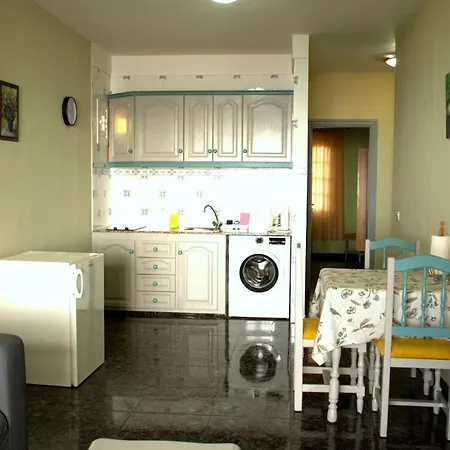 Casa Junonia Aparthotel *
