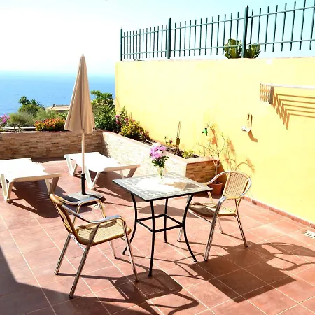 Casa Junonia * Alajero